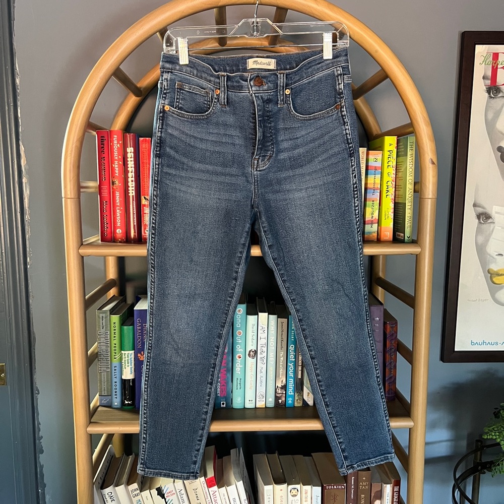 HIGH RISE SKINNY CROP JEANS